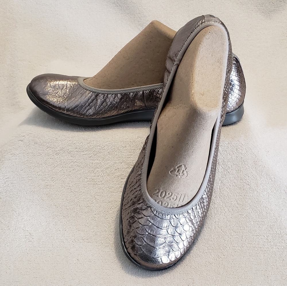 NEW REVITALIGN ORTHOTIC COMFORT FLATS Pewter 9.5